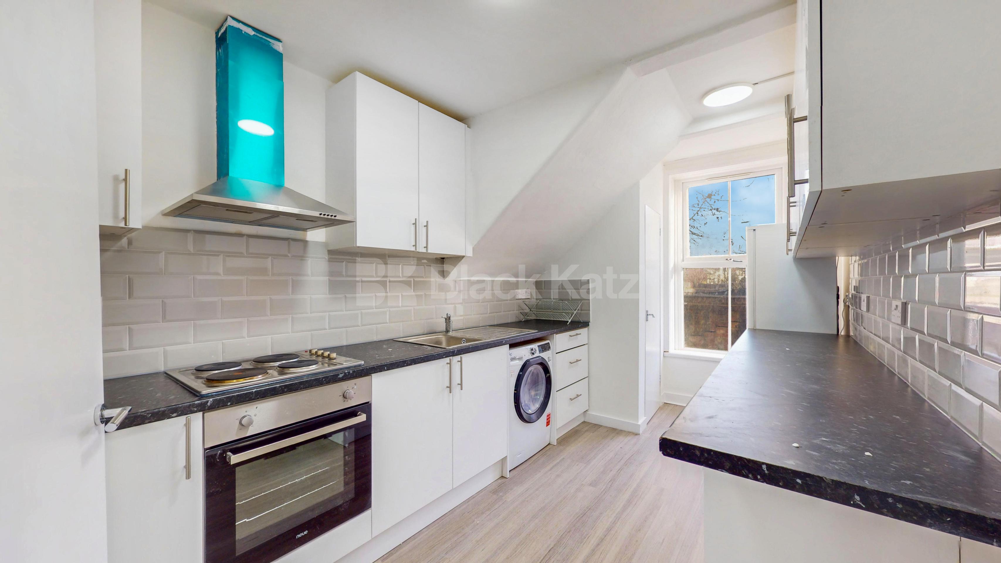 Newly refurbished large 3 bedroom property close to Caledonian Rd station Camden Road, Holloway / Caledonian Road N7